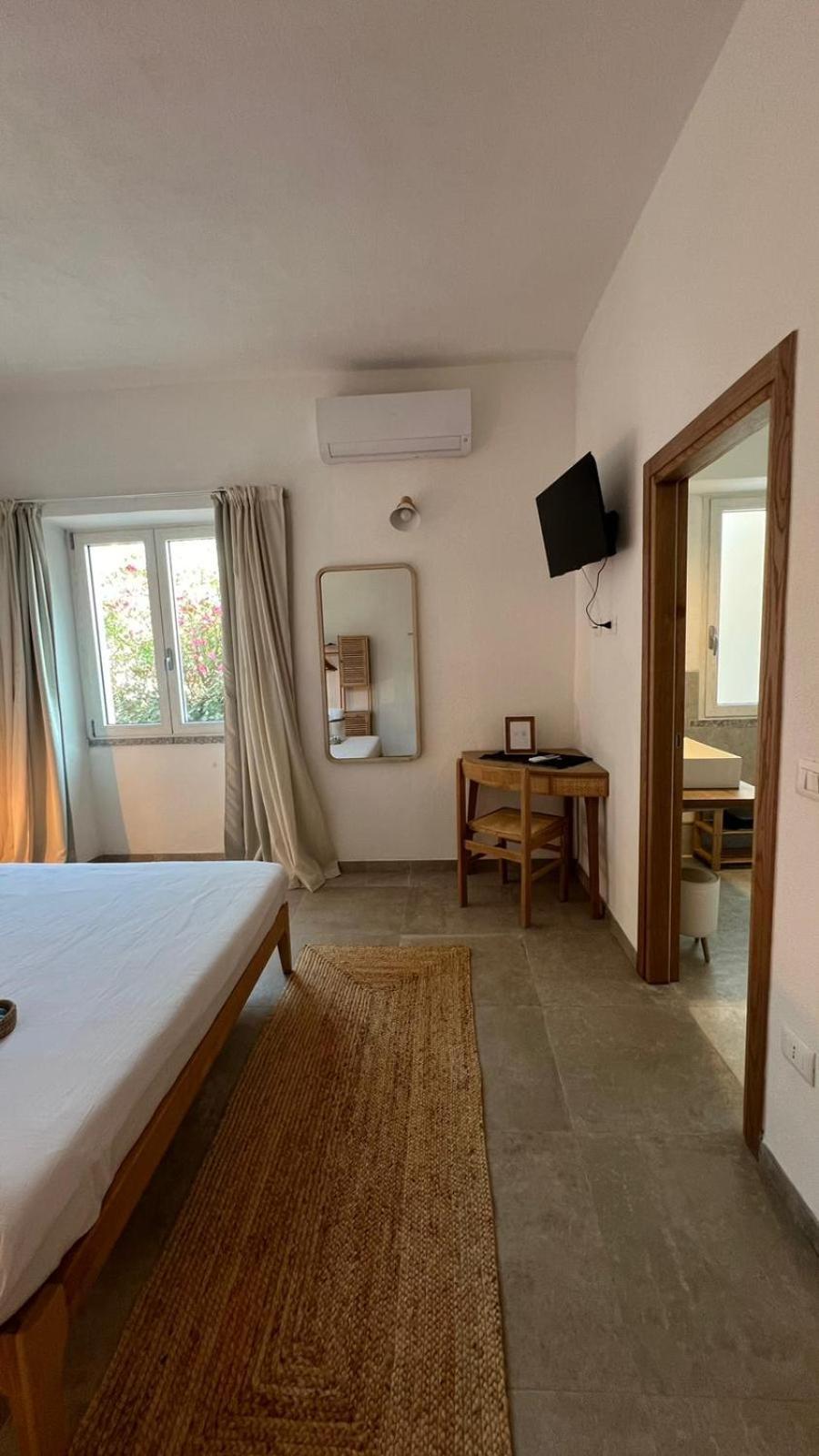 Il Mandorlo Bed & Breakfast Santa Teresa Gallura Ngoại thất bức ảnh